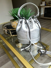 LUCIOUS LI - BUCKET BAG SILVER